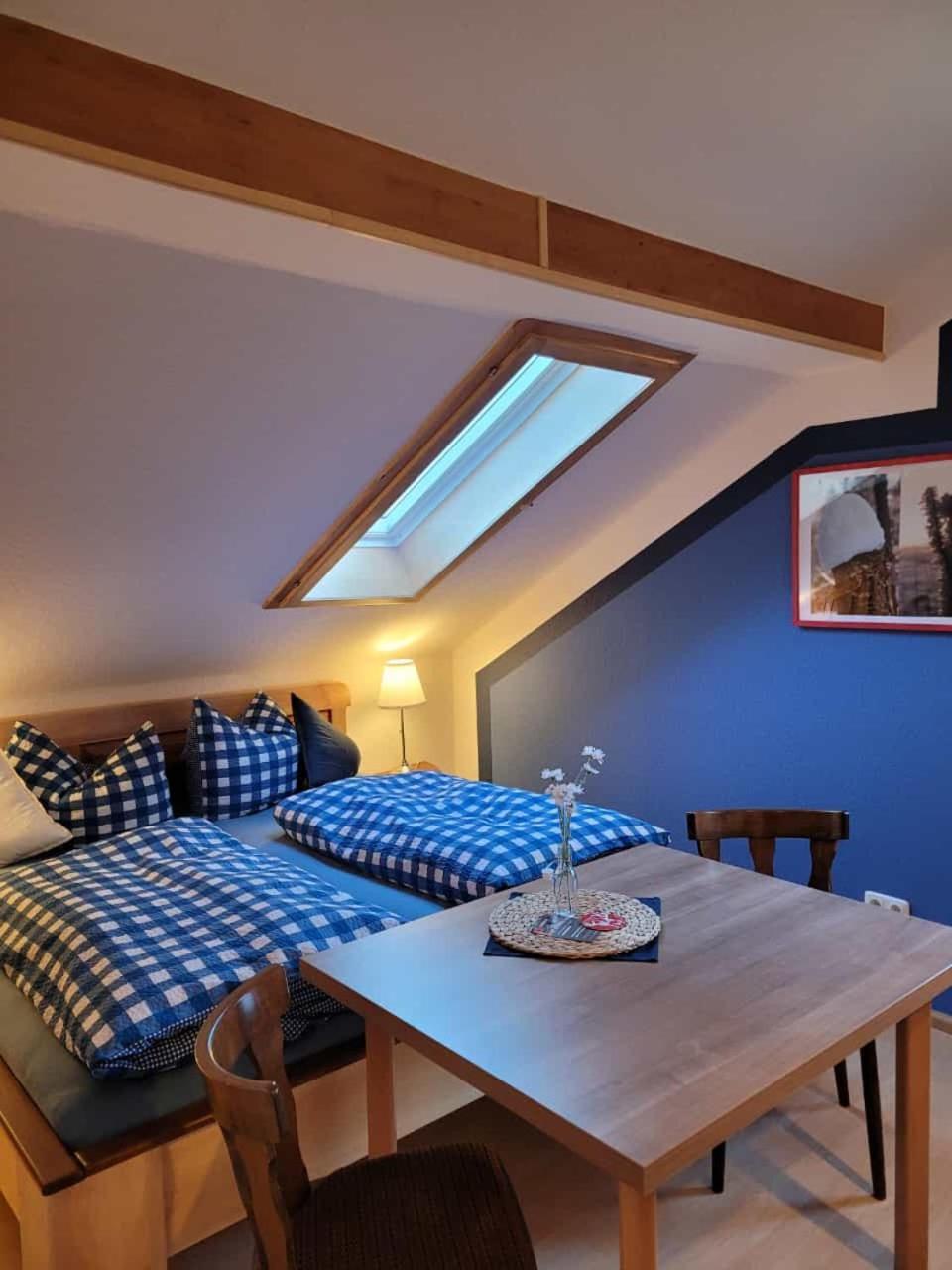 Hotel Dazwischen Uebernachten à Kammerforst Extérieur photo