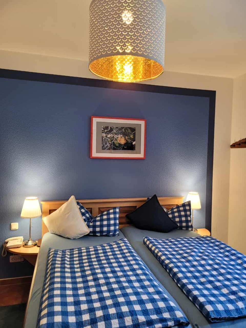 Hotel Dazwischen Uebernachten à Kammerforst Extérieur photo